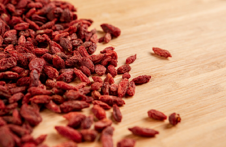 /pics/NewsPics/Goji berry nedir, faydaları nelerdir Gençlik meyvesi olarak bilinen süper gıda1_10995.webp